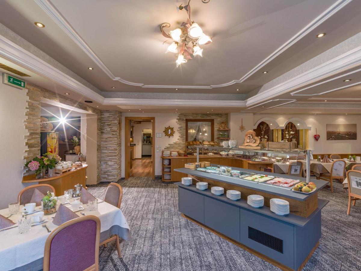 פוגן Hotel Landhaus Zillertal מראה חיצוני תמונה