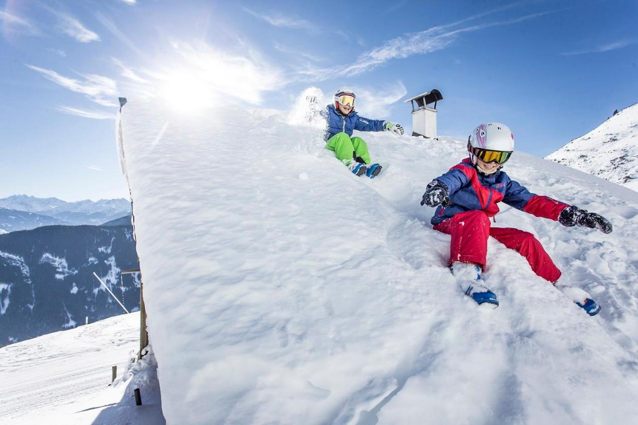 פוגן Hotel Landhaus Zillertal מראה חיצוני תמונה