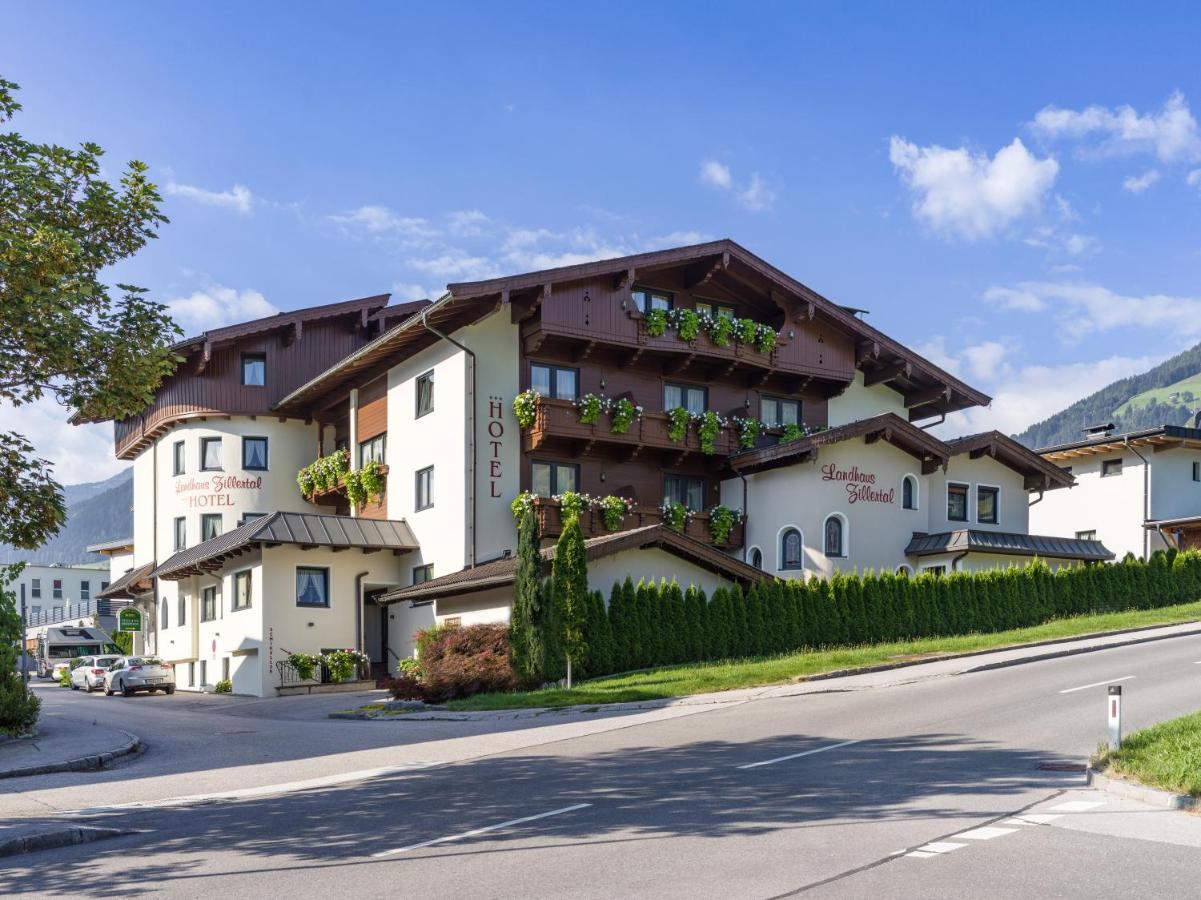 פוגן Hotel Landhaus Zillertal מראה חיצוני תמונה