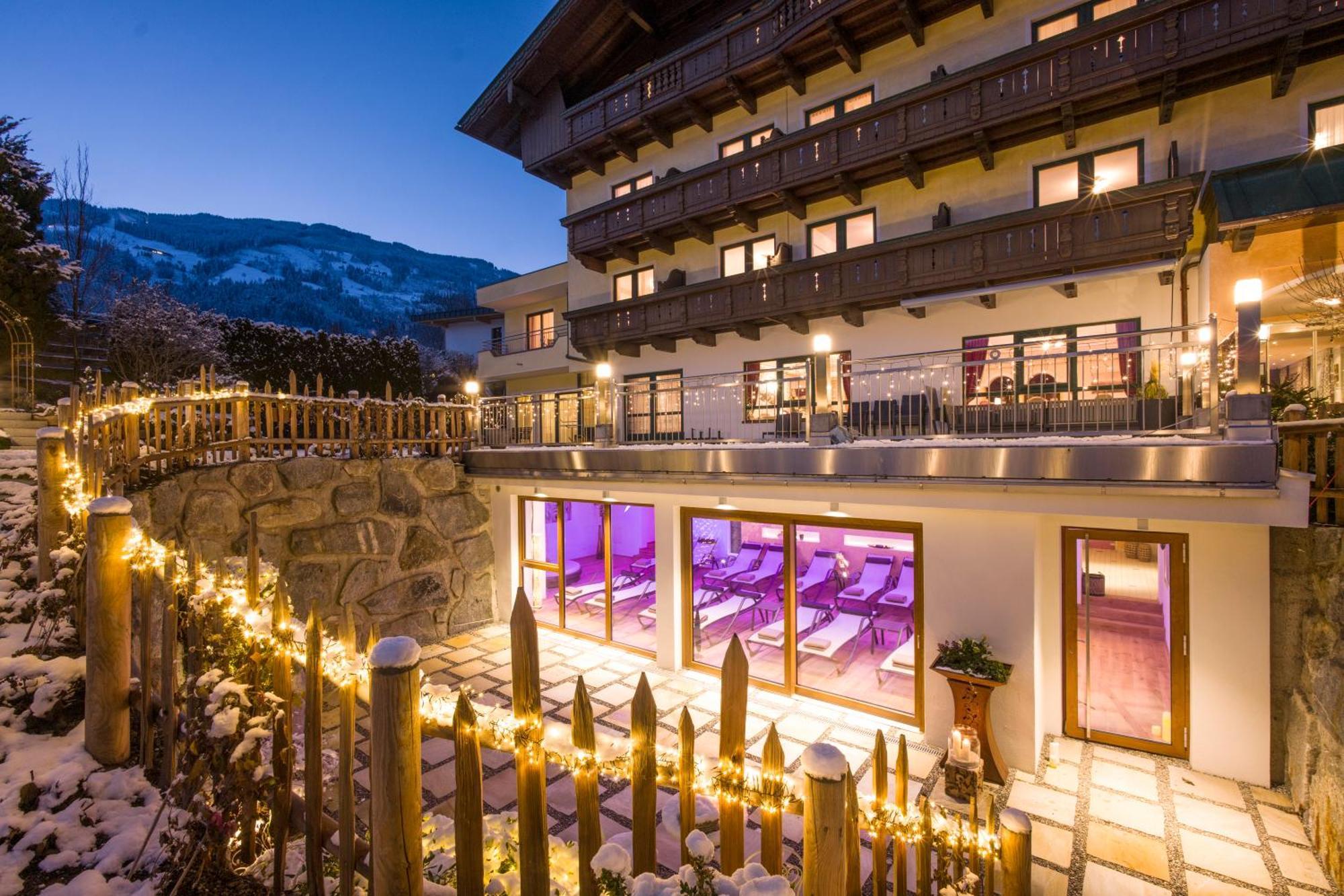 פוגן Hotel Landhaus Zillertal מראה חיצוני תמונה