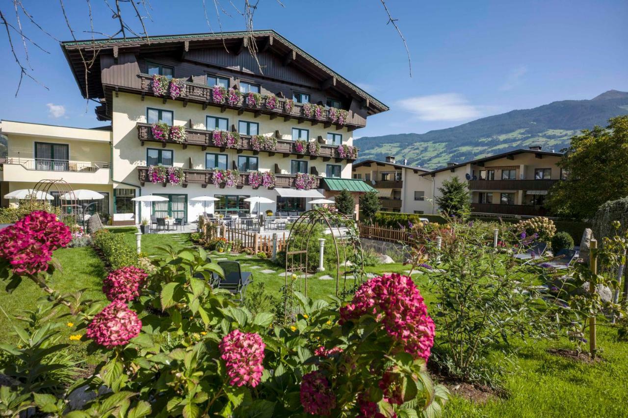 פוגן Hotel Landhaus Zillertal מראה חיצוני תמונה
